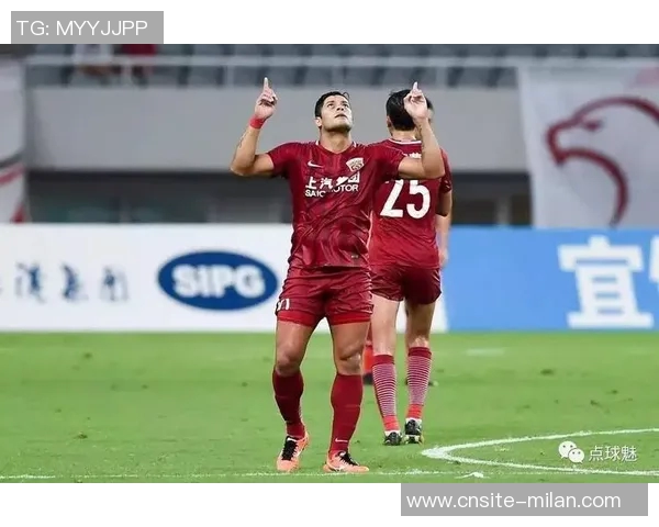 鲍威尔称约维奇多种方式影响比赛心态始终强大令人赞叹