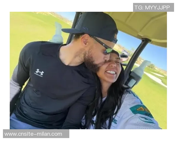 阿耶莎心中矛盾:不愿努力却又惧其他女人靠近丈夫 阿耶莎心中矛盾:不愿努力却又惧其他女人靠近丈夫